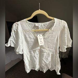 HIPPIE ROSE white v-neck lace blouse